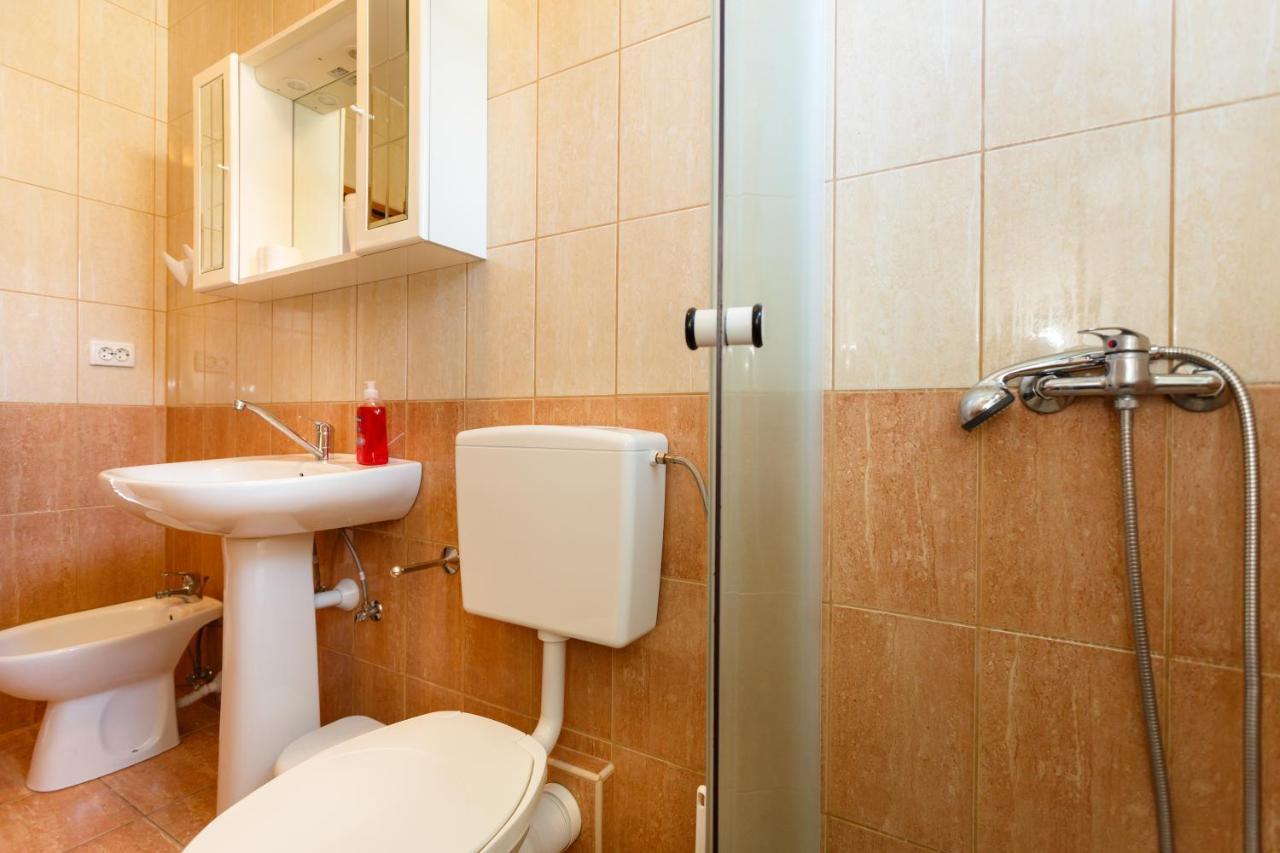 Apartment Oreskovic Крк Экстерьер фото